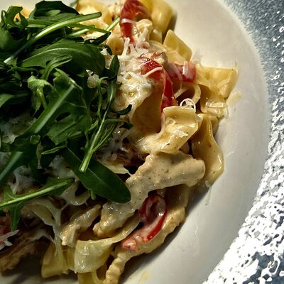 Феттучине с индейкойв Seasons по цене 850 ₽