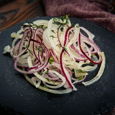 Лук маринованный в Шашлычный двор по цене 40