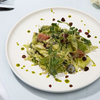 Салат Ереванский в Замок Двин по цене 570 ₽