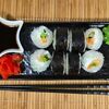 Филадельфия с луком в Sushi & Pizza по цене 690