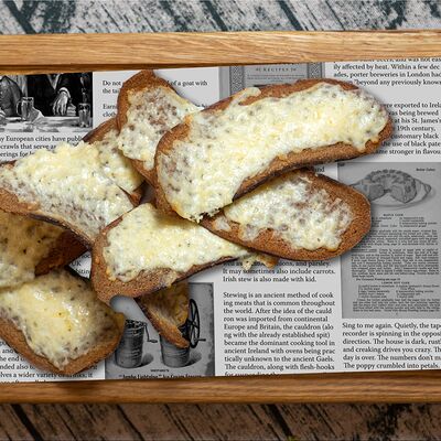 Гренки, запеченные с пармезаном в Молли Айленд по цене 450 ₽