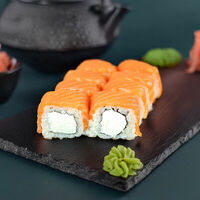 Логотип Sushi tanaka