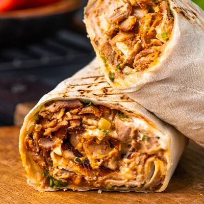 Шаурма с курицей №8 в Пойдем к Толяше по цене 349 ₽