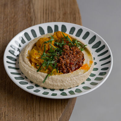 Хумус, баранина, маринованные овощи в Saray по цене 990 ₽