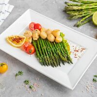Морские гребешки со спаржей на гриле в Topfoodcafe