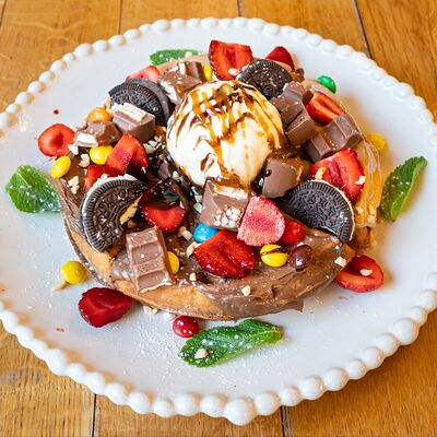 Мегавафля в BUENO cafe по цене 1090 ₽