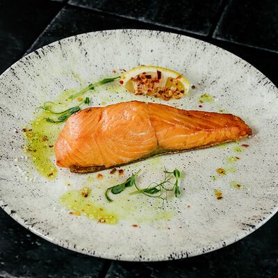 Стейк из лосося в Zames 1 по цене 1380 ₽