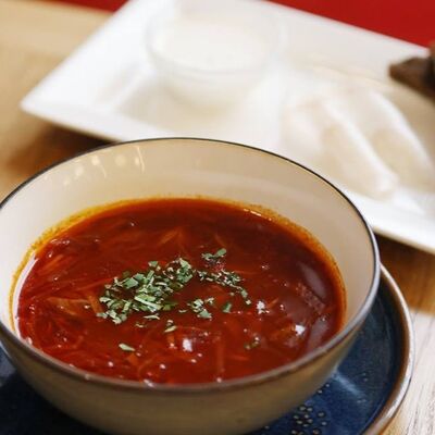 Борщ в MiraGrill по цене 605 ₽