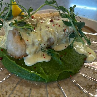 Треска с картофелем в сливочном соусе в Эник Беник по цене 1190 ₽