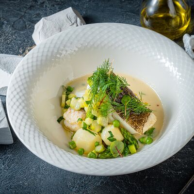 Палтус с овощами в Nella Foresta по цене 2600 ₽