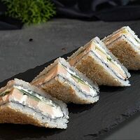 Сэндвич с курицей в Hanami