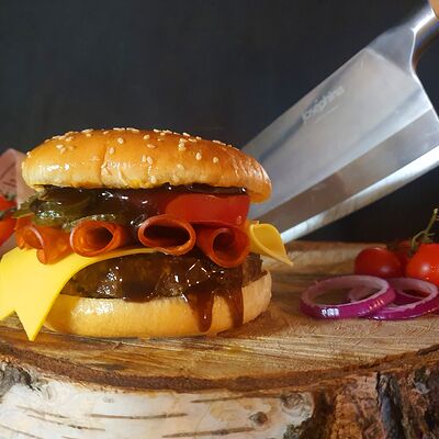 Пицце Бургер в ПАПА БУРГЕР по цене 425 ₽