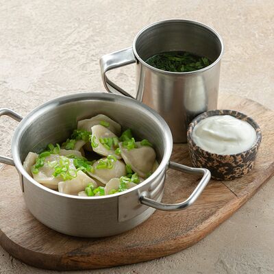 Пельмени с сочной бараниной и мясным бульоном в Иван да Марья по цене 780 ₽