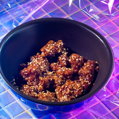 Апельсиновая курицав Gojira ramen по цене 635 ₽