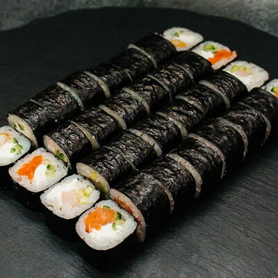 Сет сливочная классика в Суши шеф по цене 1443 ₽