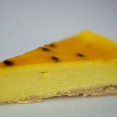 Чизкейк Манго-маракуйя в Rolloff по цене 228 ₽