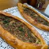 Пиде с говядинойв Тут пекут по цене 189