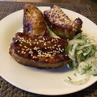 Рёбрышки свиные в медово-горчичном соусе с кунжутом в Экватор