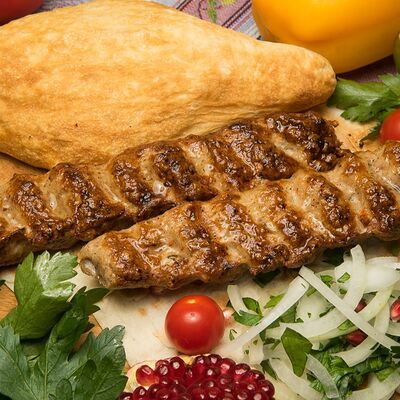 Люля-кебаб из курицы в Гурман студия по цене 450 ₽
