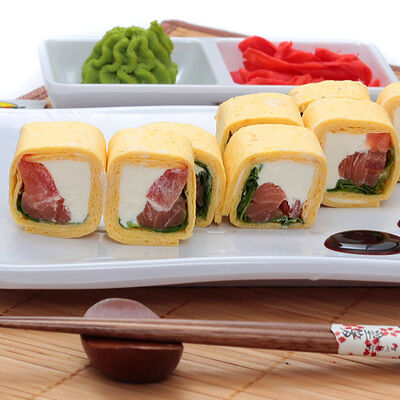 Ролл Сырный с лососем в Sushiwoker по цене 455 ₽
