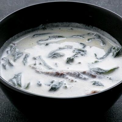 Суп с угрём в NonameLoungeSpb по цене 390 ₽