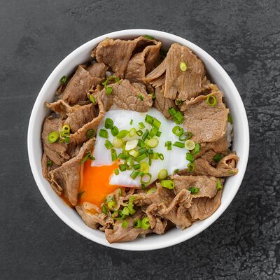 Гюдон в Umami Ramen Bistro по цене 590 ₽