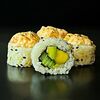 Ролл с тартаром из опаленного лососяв Yummy Sushi по цене 485