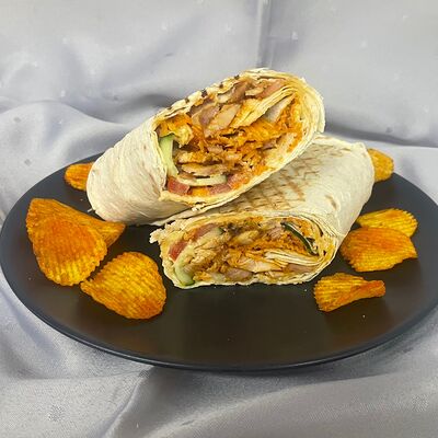 Шаурма Фирменная с курицей в Doner Time Shawarma по цене 365 ₽