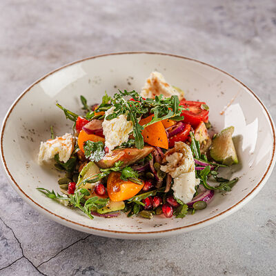 Томатный салат в Ив.Дурдинъ по цене 880