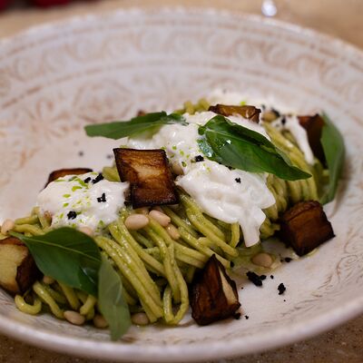 Паста с баклажанами и страчателлойв Romanico по цене 1100 ₽