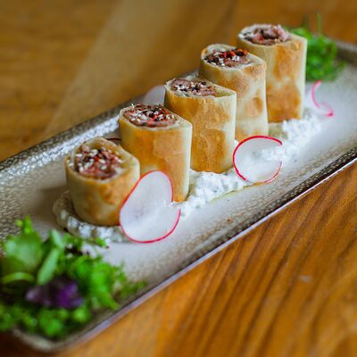 Бейти-люля из телятины в лаваше с соусом Дзадзики в Дюшес по цене 940