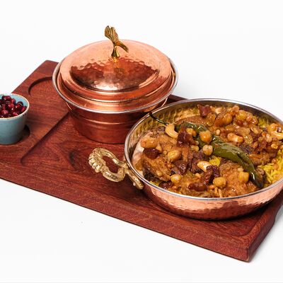 Маклюбе с говяжьими ребрами в Maroon по цене 3990 ₽