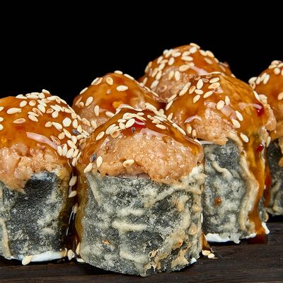 Тартар из лосося и креветки в Полтора тигра по цене 800