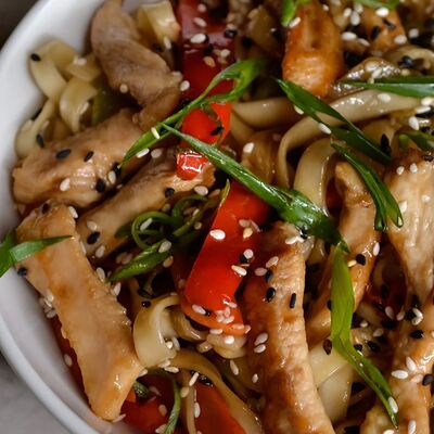 Удон с курицей в Нами по цене 745 ₽