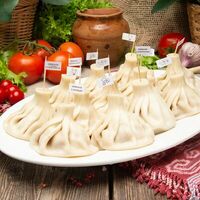 Хинкали с семгой и тигровыми креветками в Даридури