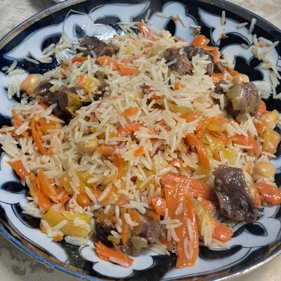 Плов говяжий в Джалалабад по цене 400 ₽