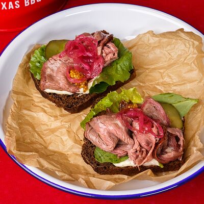 Ростбиф на бородинском тосте в Дранки паб по цене 640 ₽