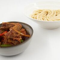 Лагман с бараньими ребрышками в Seker