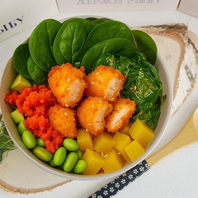 Поке классик с креветкой темпура в Держи рыбу по цене 850 ₽