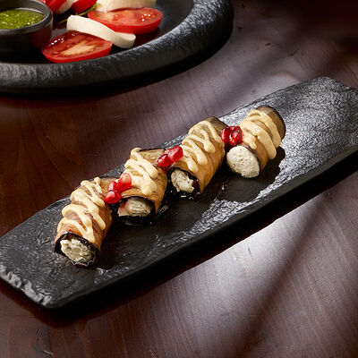 Рулетики из баклажанов с сыром в Маради по цене 555 ₽