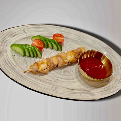 Шашлычок с овощами и кетчупом в Sarang по цене 260 ₽