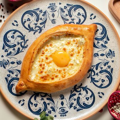 Хачапури Аджарский в Бакладжан по цене 690 ₽