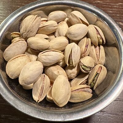 Фисташки в Леопольд по цене 375 ₽