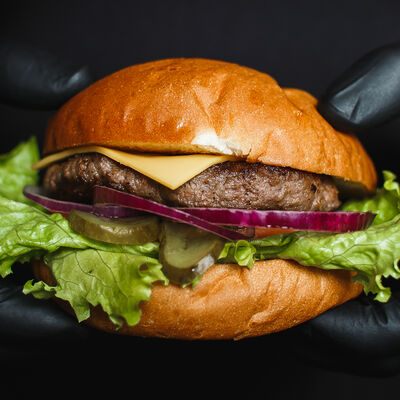 Бургер Mr. Миркин в The Тёлки по цене 350 ₽