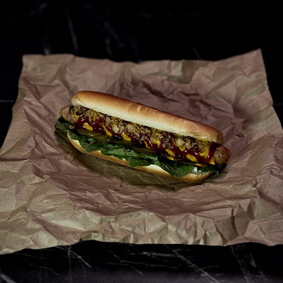 Чикаго вест сайд дог в Red Rocket Bar по цене 350 ₽