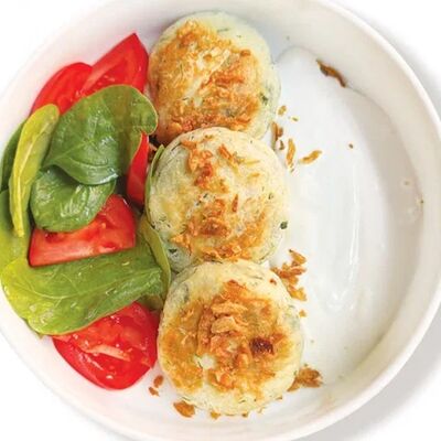 Сырники соленые в Медовик по цене 695 ₽