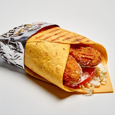 Чикен-ролл в Братья Чарзи по цене 379 ₽