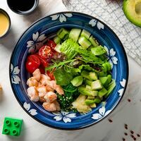 Поке с креветками в Eat & Play