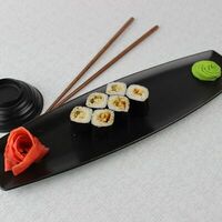 Ролл с угрем в SUSHI XL