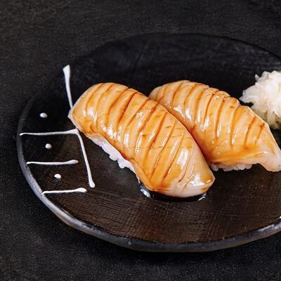 Нигири Гребешок в Self Edge Japanese по цене 900 ₽